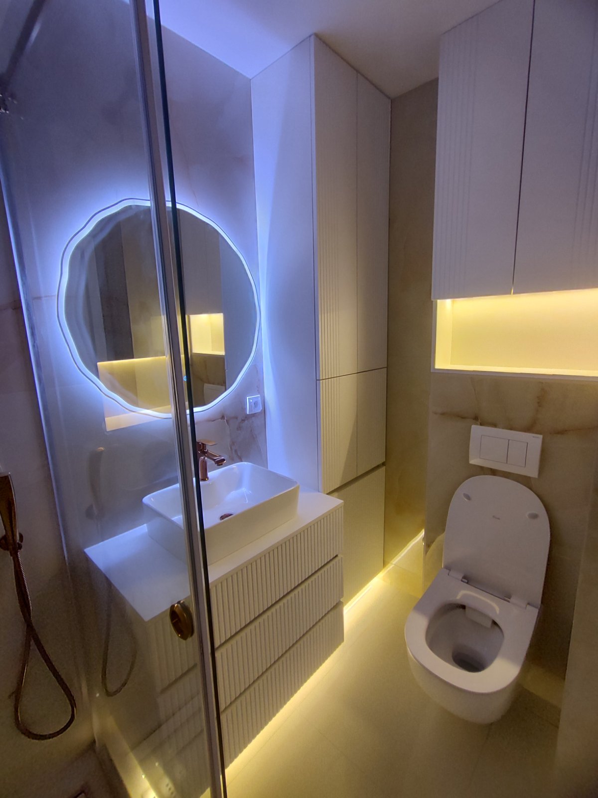 Moderna kupatilska garnitura izrađena po meri - Starčevo Pančevo