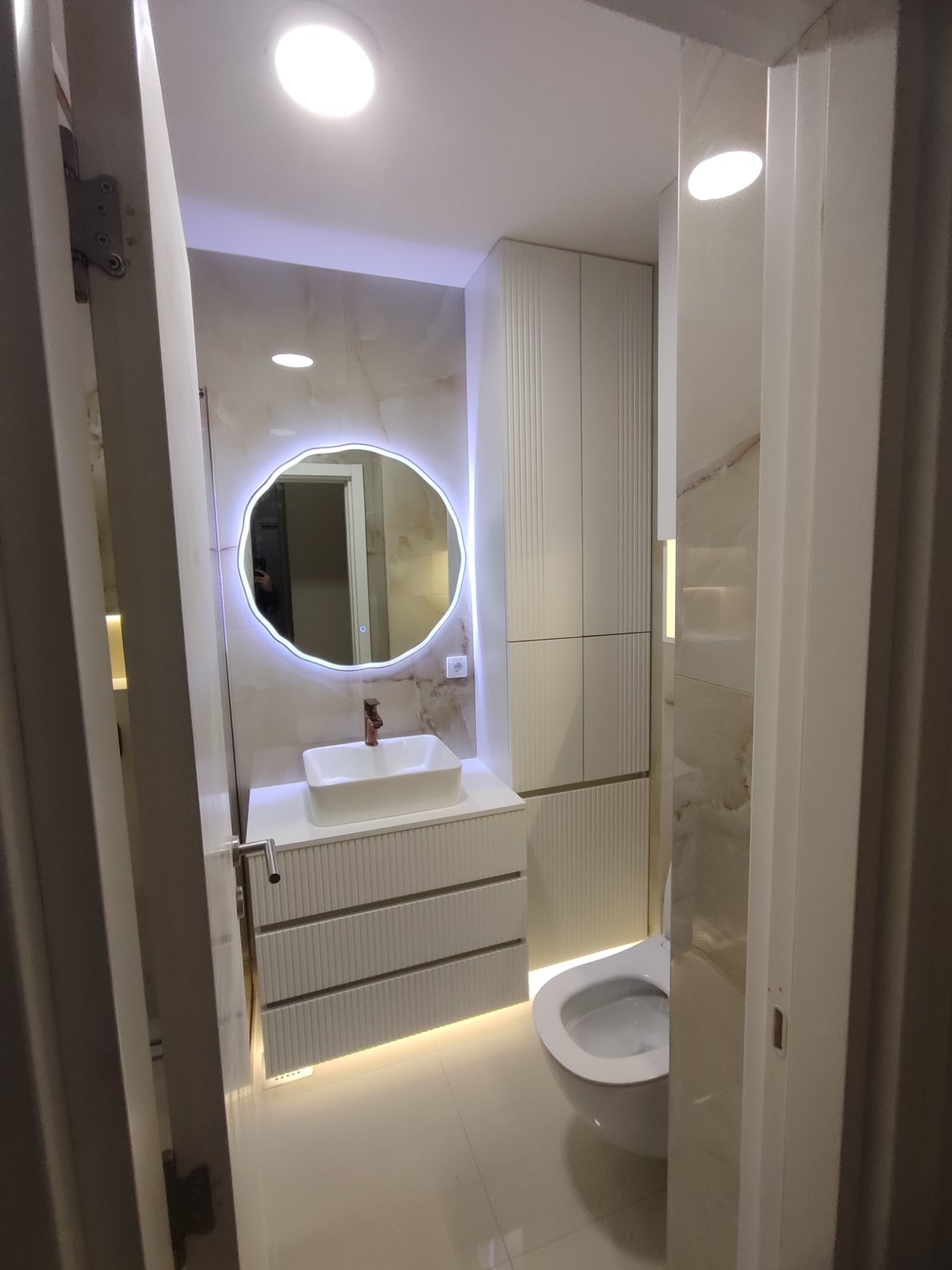 Unikatni kupatilski nameštaj po želji klijenta - Stolarija Andjelković