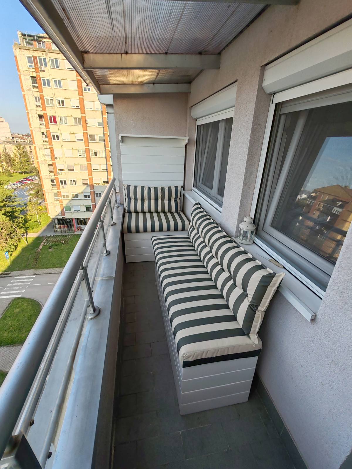 Namestaj po meri za moderan enterijer Starčevo